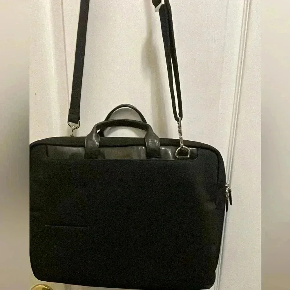 Hobo laptop, backpack,,lightweight, leather straps,handle lots of space